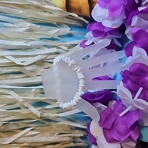 White Puka shell 🐚🌊 bracelet beautiful 😍.
